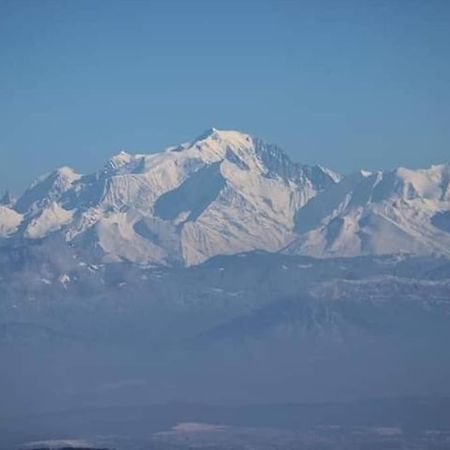 Le Gite Des Cascades Bassy Kültér fotó